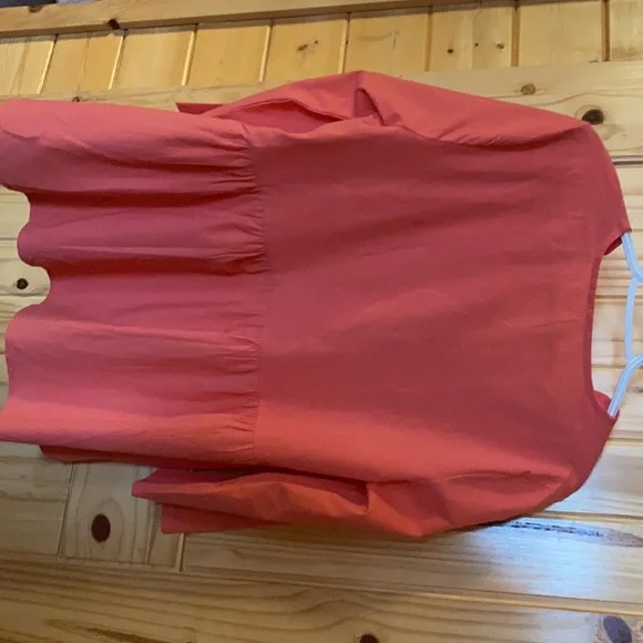 Three Button Blouse - Picture 4 of 4